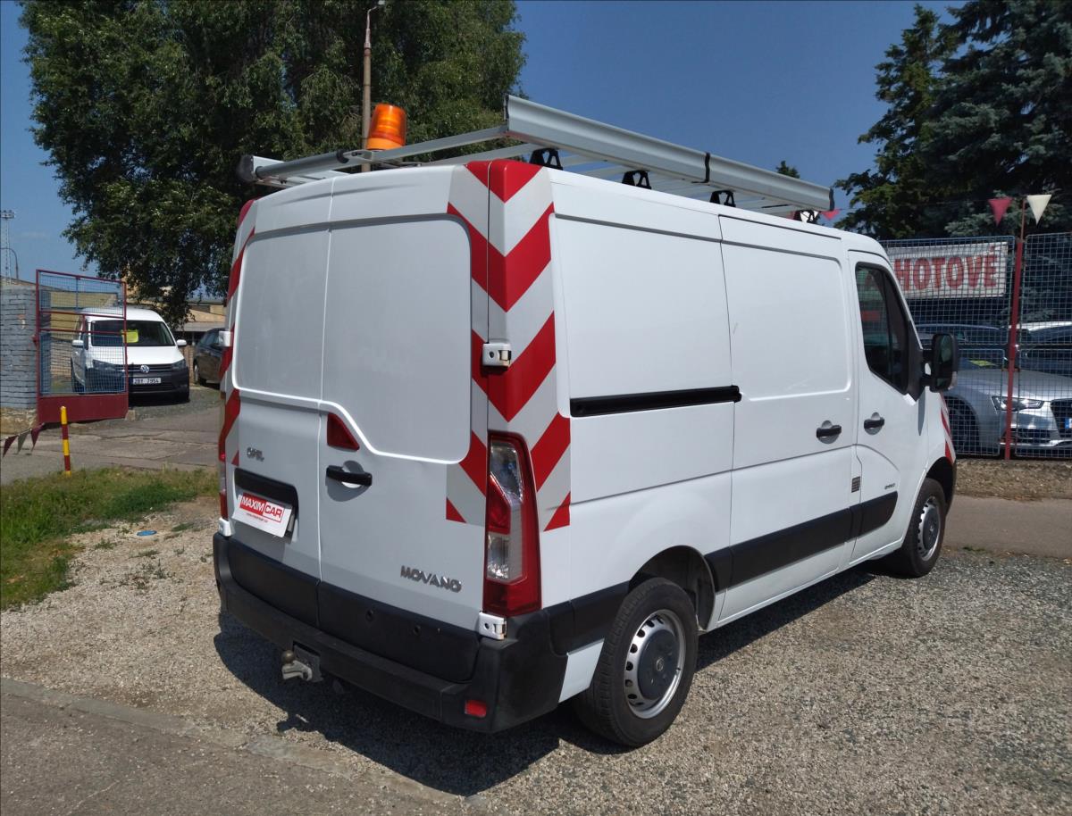 Opel Movano