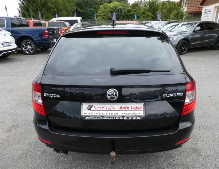 Škoda Superb 8