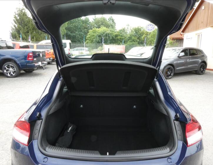 Hyundai i30 16
