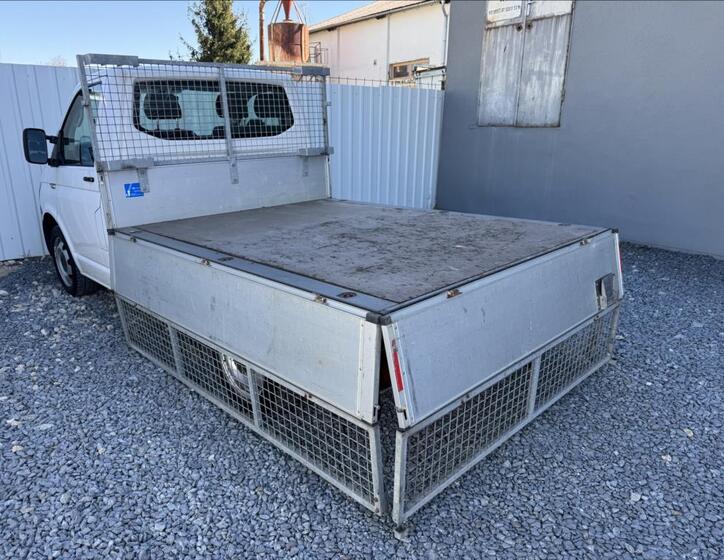 Volkswagen Transporter 23