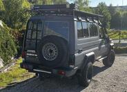 Toyota Land Cruiser 4