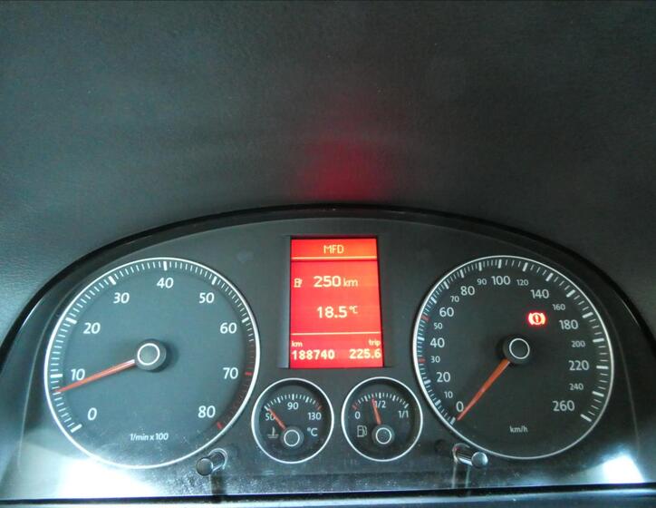 Volkswagen Touran 23
