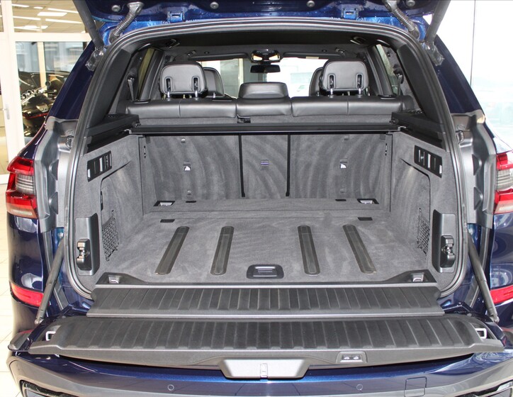 BMW X5 9