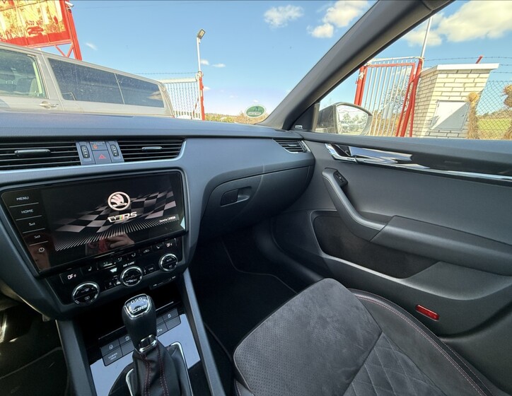 Škoda Octavia 15