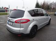 Ford S-MAX 9