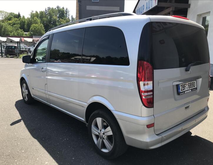 Mercedes-Benz Viano 14