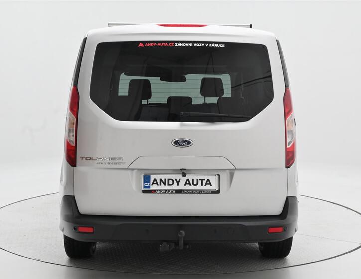 Ford Tourneo Connect 6