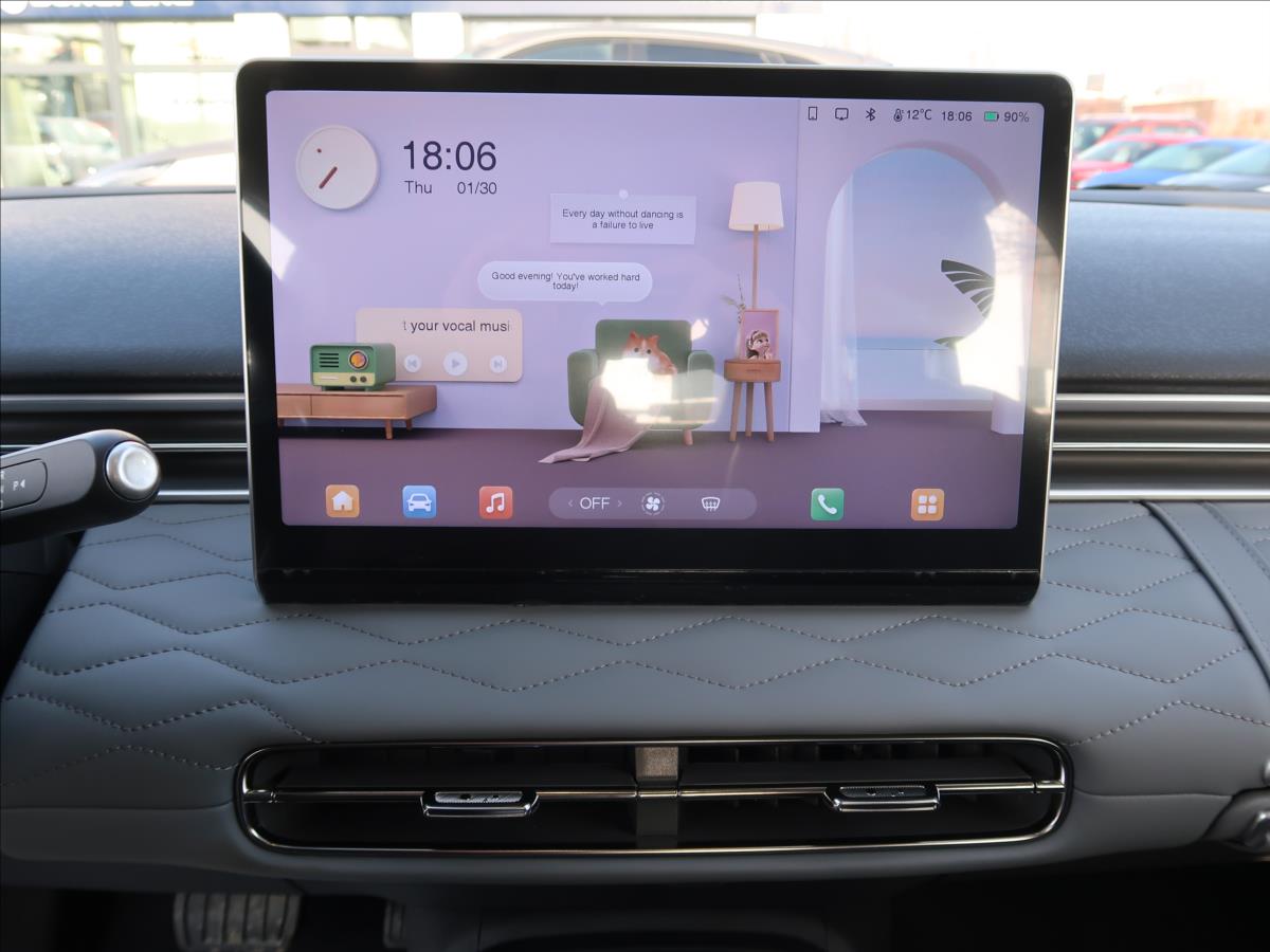Dongfeng Box