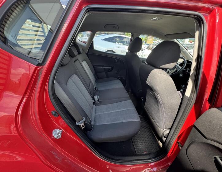 KIA Venga 8