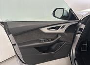 Audi SQ8 25