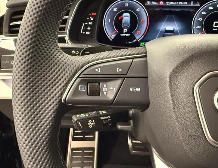 Audi Q7 13