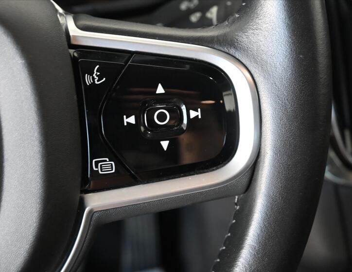 Volvo V90 18