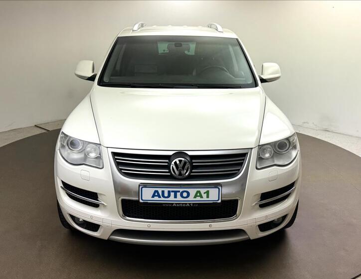 Volkswagen Touareg 2