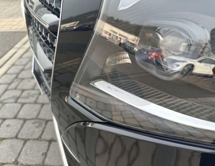 Mercedes-Benz Třídy V 9