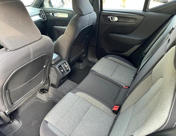 Volvo XC40 6