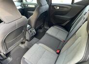 Volvo XC40 6