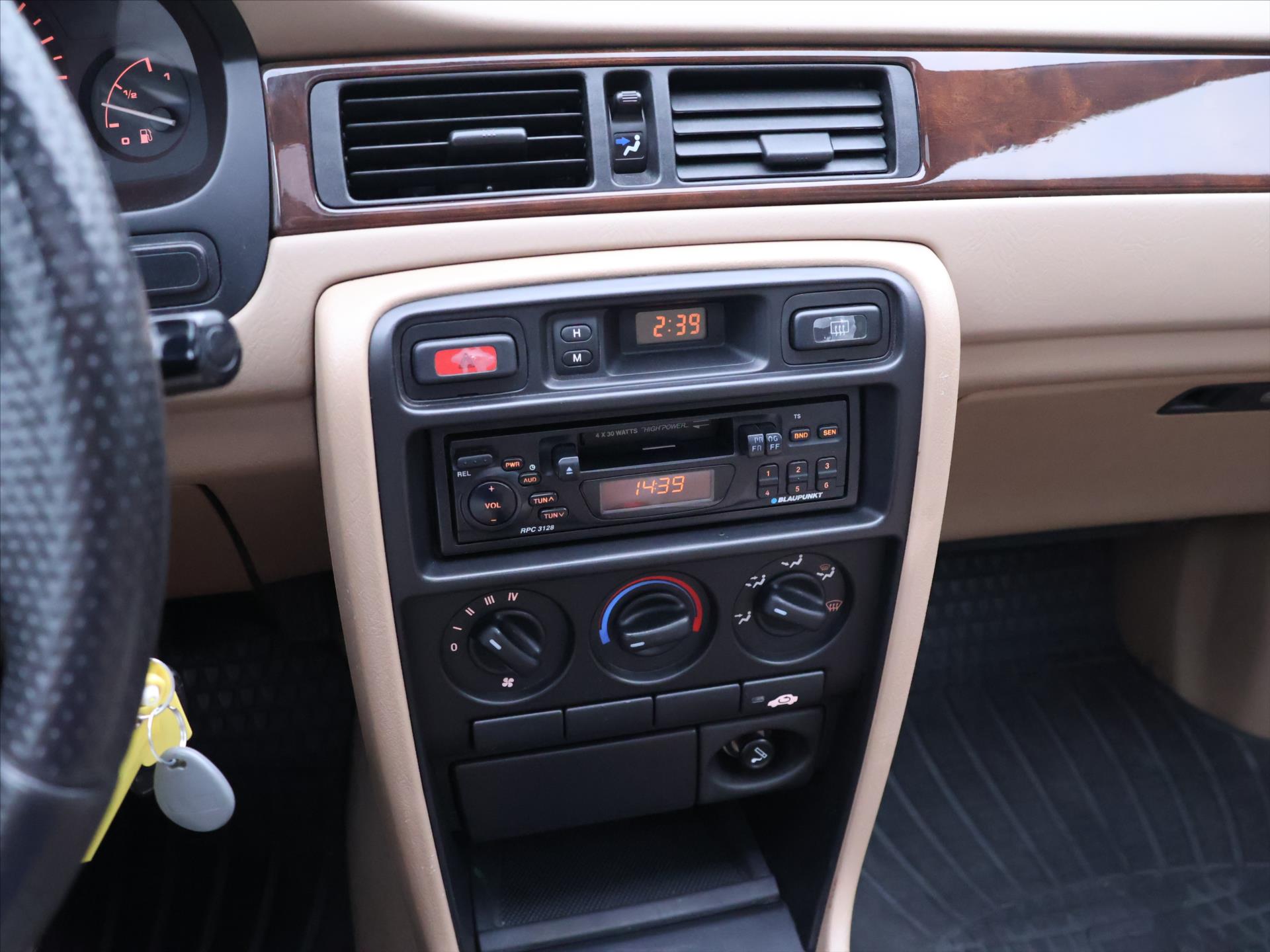 Rover 400