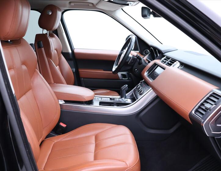 Land Rover Range Rover Sport 13