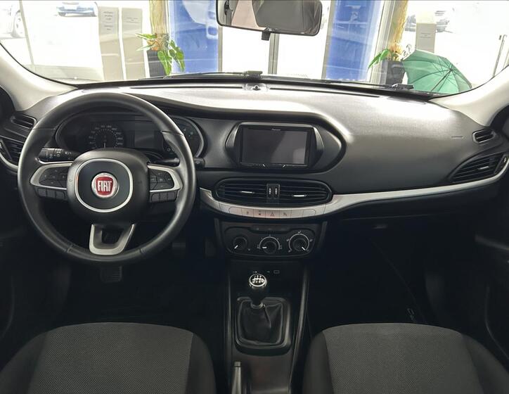 Fiat Tipo 8