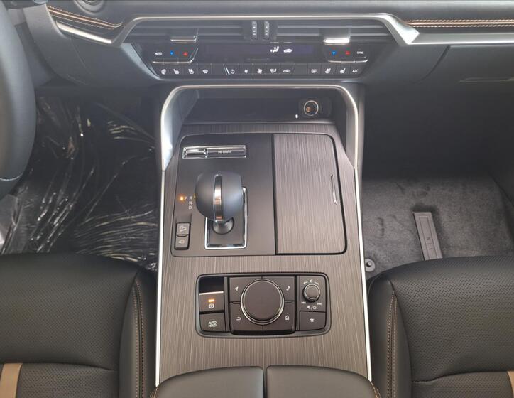 Mazda CX-60 11
