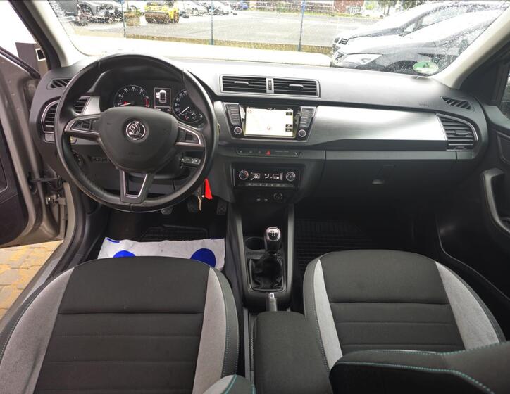 Škoda Fabia 28