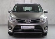 Toyota Verso 2