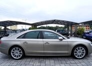 Audi A8 7