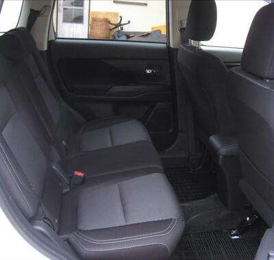 Mitsubishi Outlander 19