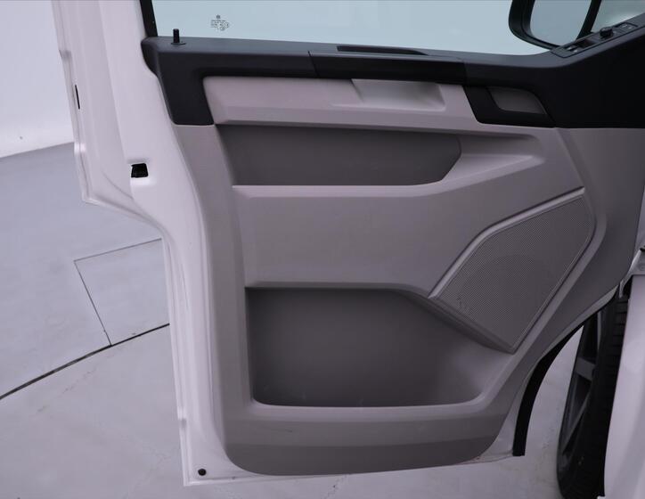 Volkswagen Transporter 13