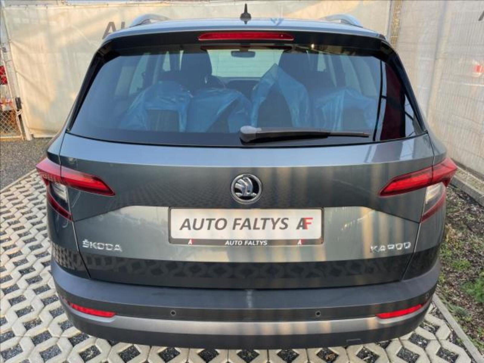 Škoda Karoq 6