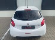 Peugeot 208 5