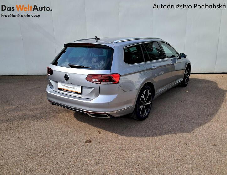 Volkswagen Passat 2