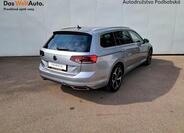 Volkswagen Passat 2