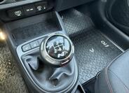 Hyundai i10 16