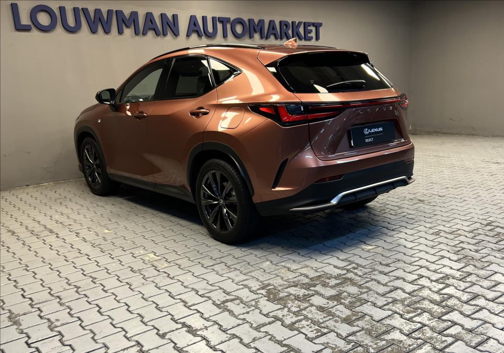 Lexus NX 450h plus