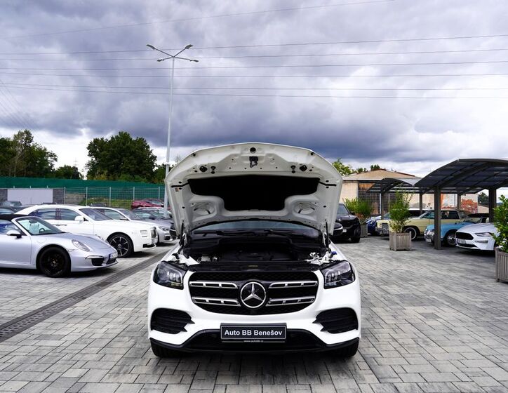Mercedes-Benz GLS 9