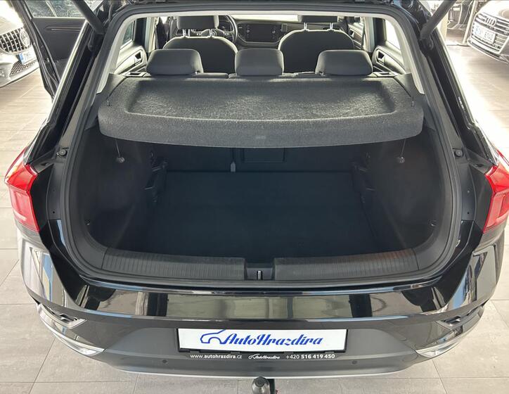Volkswagen T-Roc 28