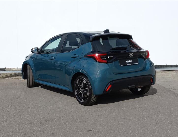 Toyota Yaris 7
