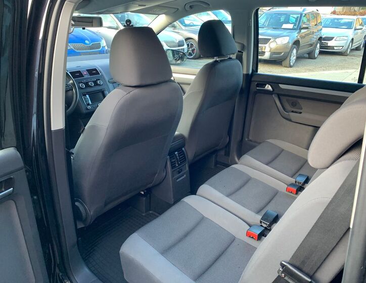 Volkswagen Touran 18
