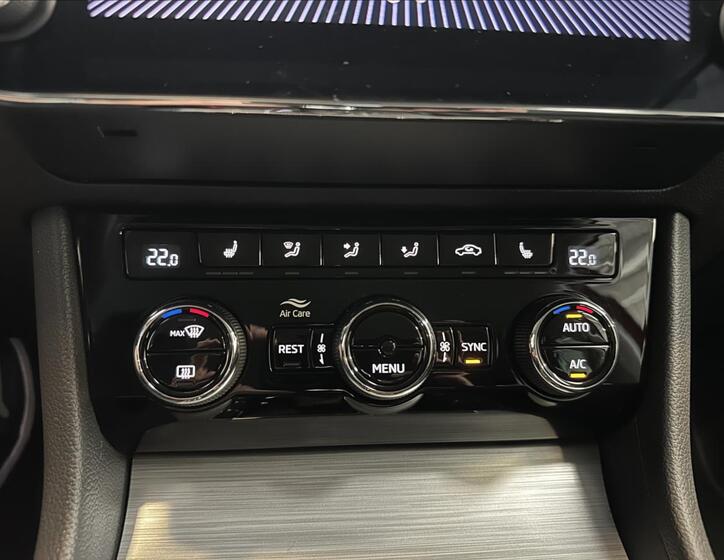 Škoda Superb 12