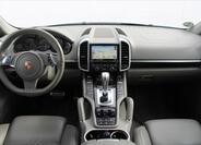 Porsche Cayenne 14