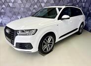 Audi Q7 1