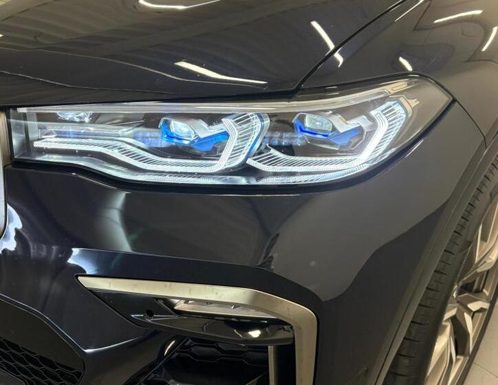 BMW X7 5