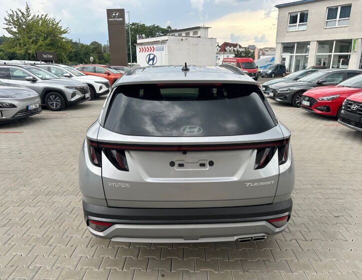 Hyundai Tucson 4