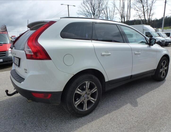 Volvo XC60 7
