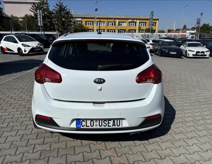 KIA Ceed 5