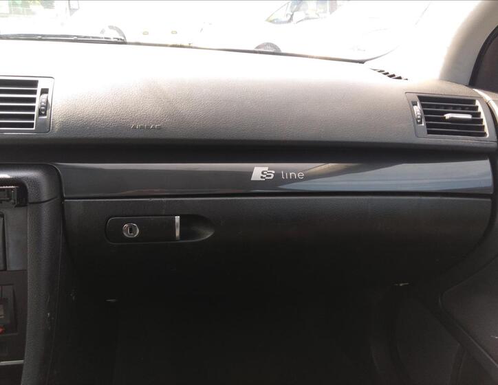 Audi A4 19