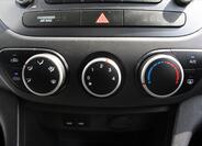 Hyundai i10 14