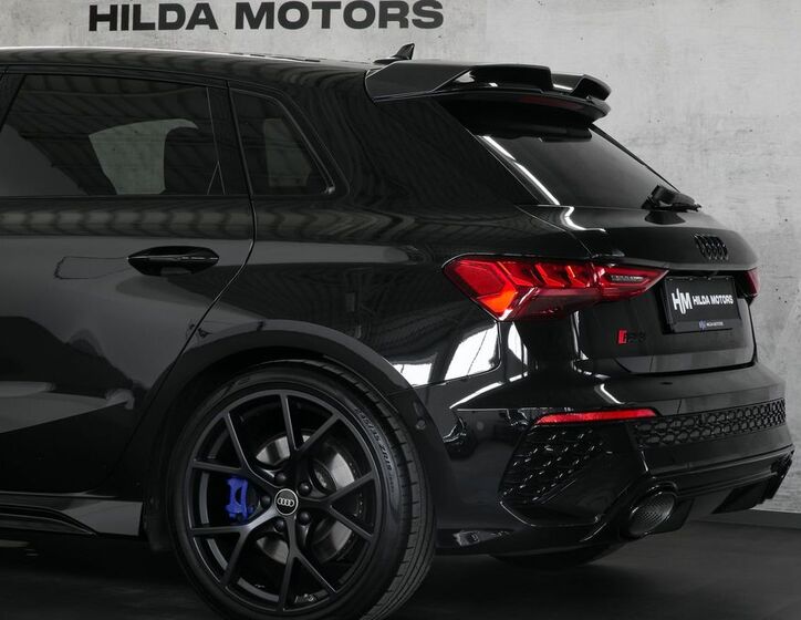 Audi RS3 7