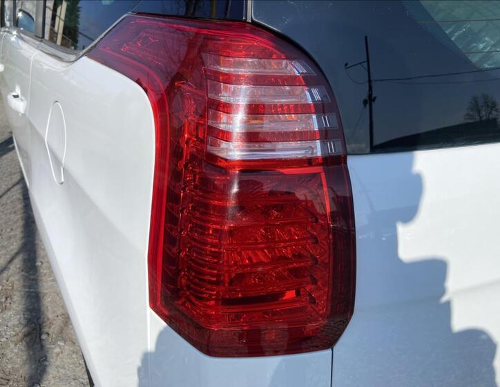 Peugeot 5008 30